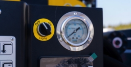 С80L: Бортовой + КМУ KTS-SK3.2E3